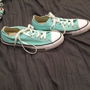 light blue/aqua unisex converse